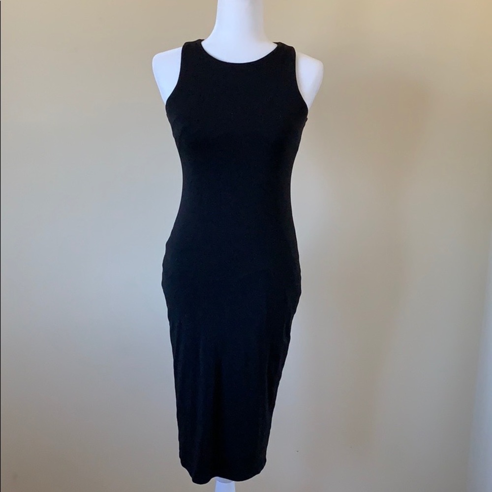 Pretty little black dress w/ tie up details
